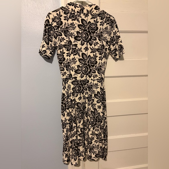 Effie’s Heart short sleeve knee length dress - Picture 5 of 6